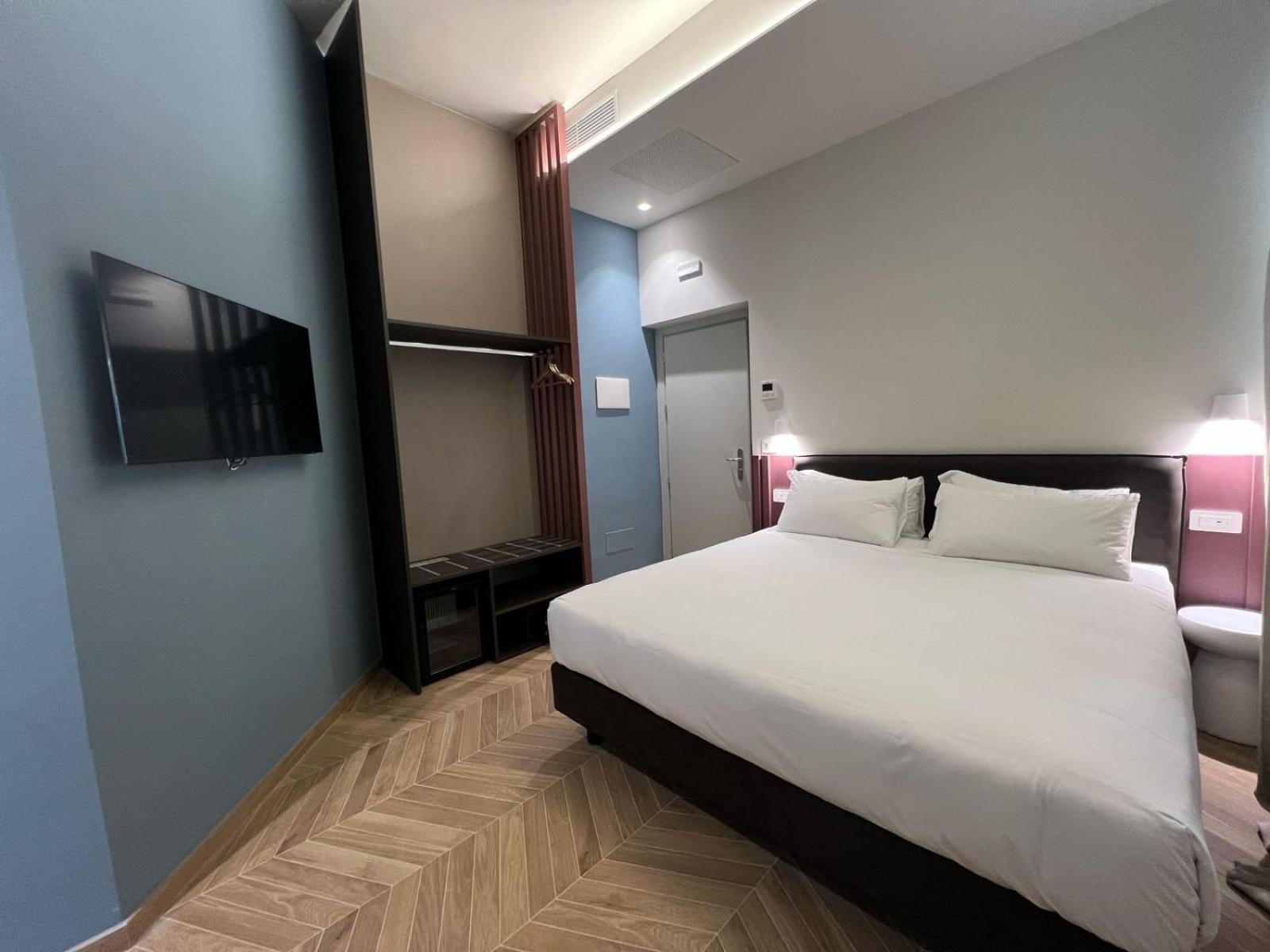 Hotel Rossovino Milano Экстерьер фото