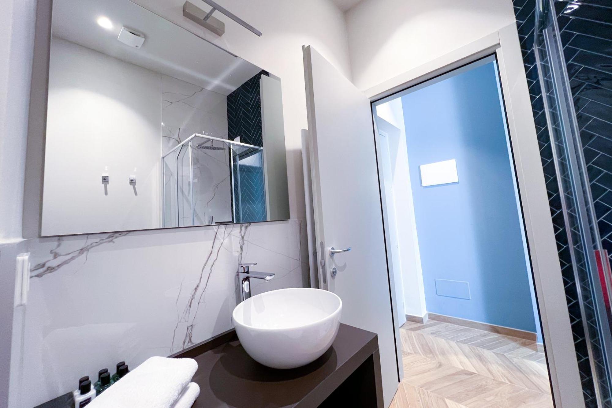Hotel Rossovino Milano Экстерьер фото